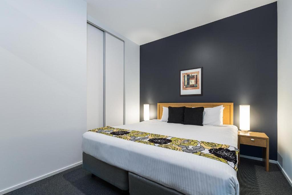 Mantra 100 Exhibition Apart otel Melbourne Dış mekan fotoğraf
